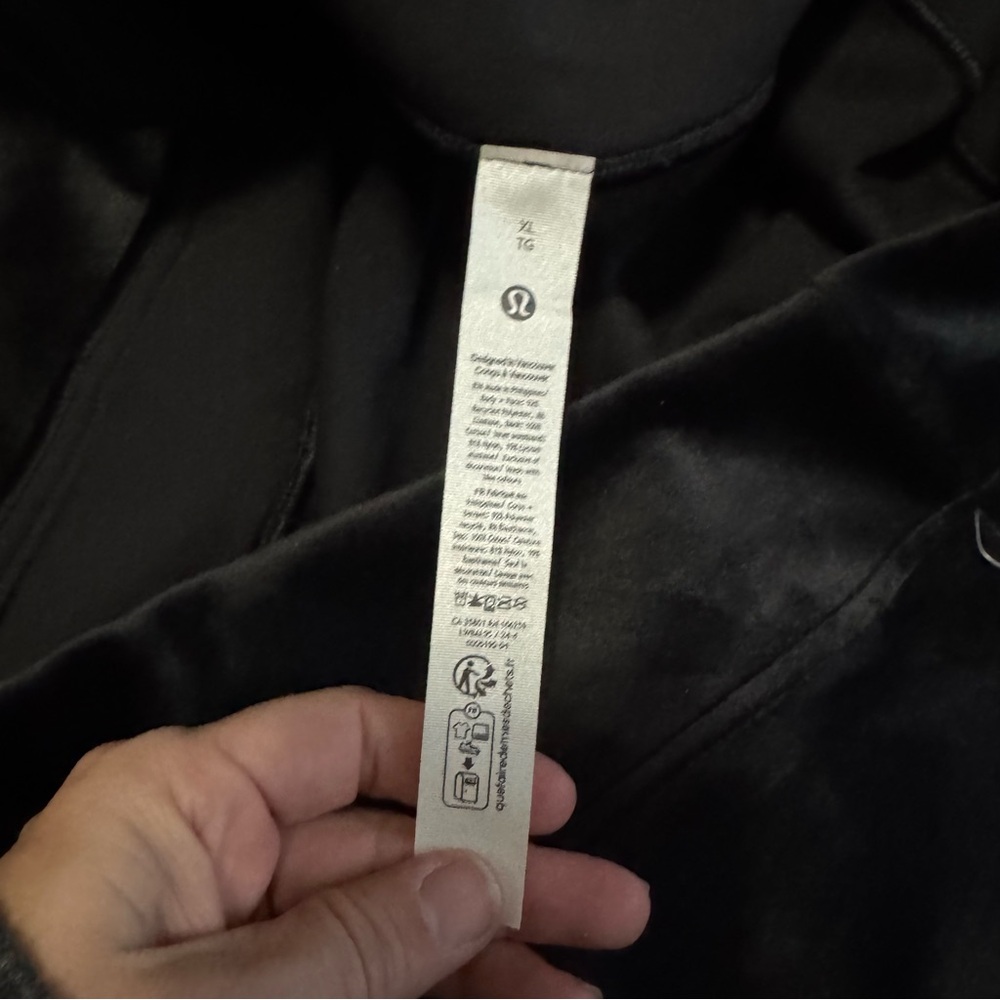 Lululemon Scuba High-Rise Mini Skirt *Velvet - Picture 8 of 8